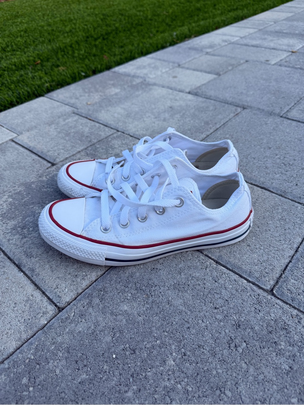 Converse Low Top Sneakers - Picture 2 of 4